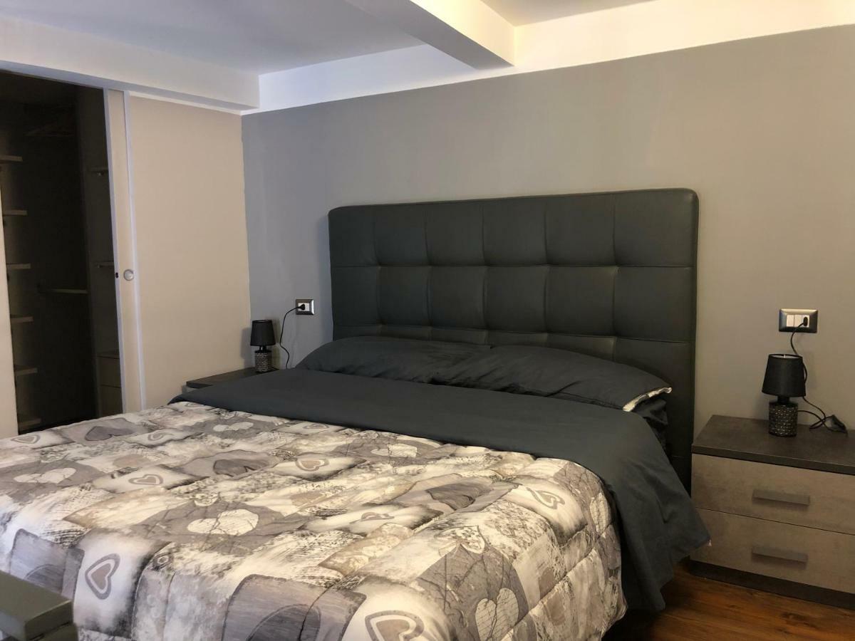 Foria 58 Apartaments Neapel Exteriör bild